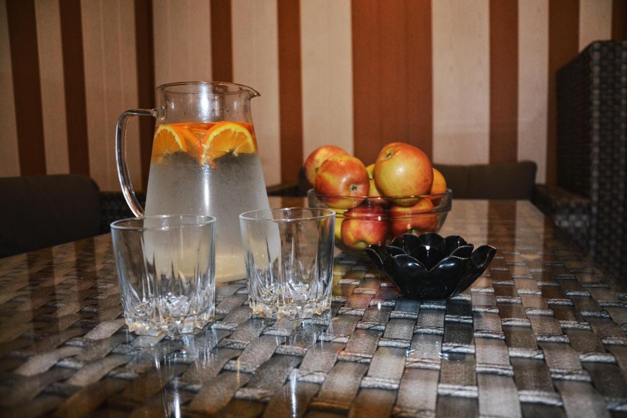 Penzion a bistro U Šelongů - Gentleman Jindřichŭv Hradec Esterno foto