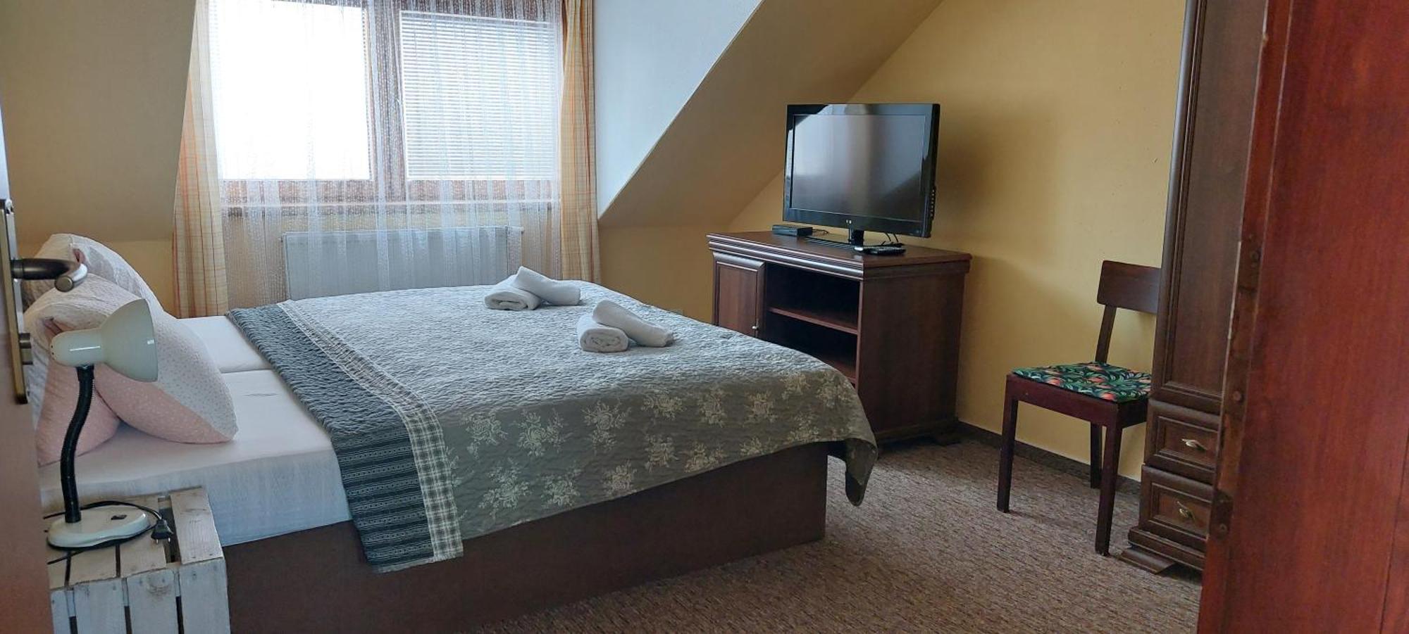 Penzion a bistro U Šelongů - Gentleman Jindřichŭv Hradec Camera foto