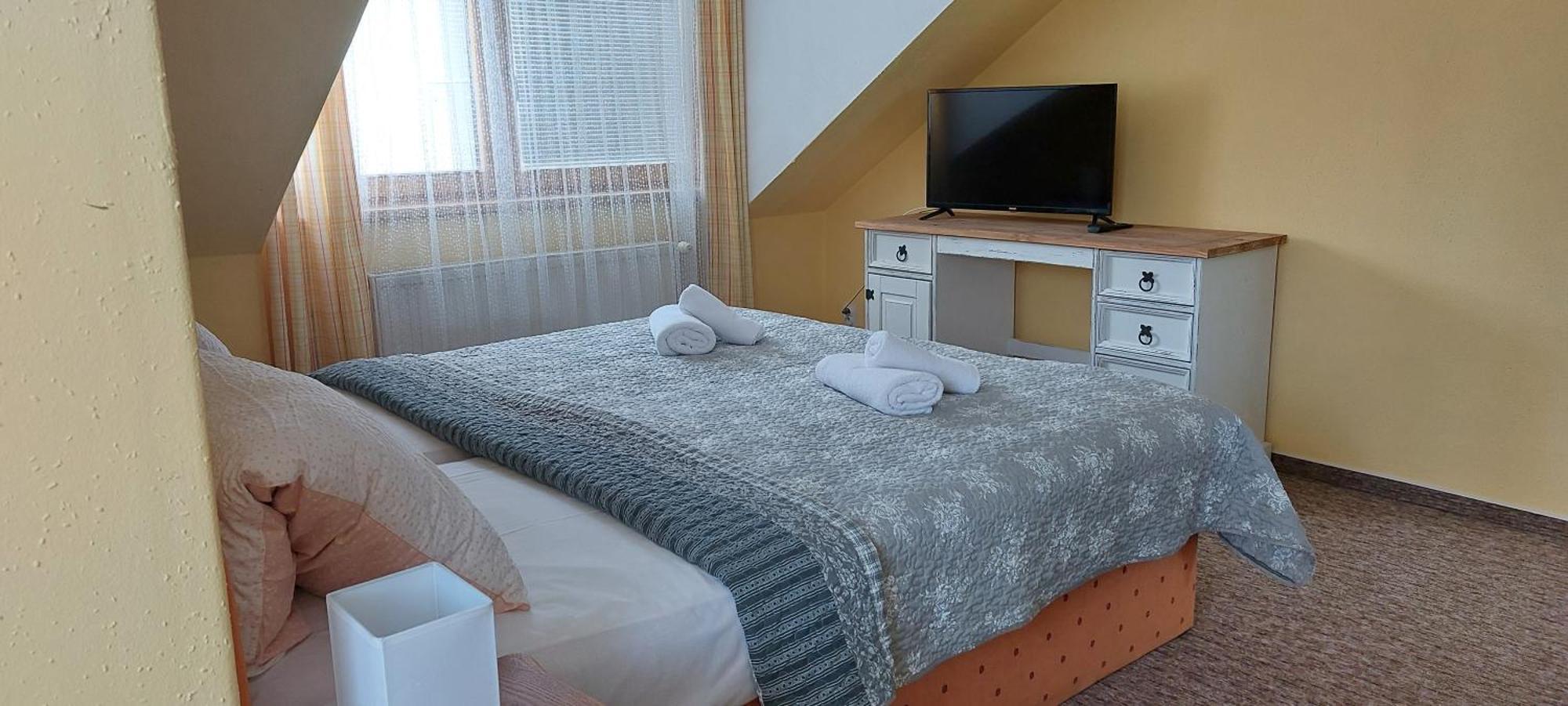Penzion a bistro U Šelongů - Gentleman Jindřichŭv Hradec Camera foto