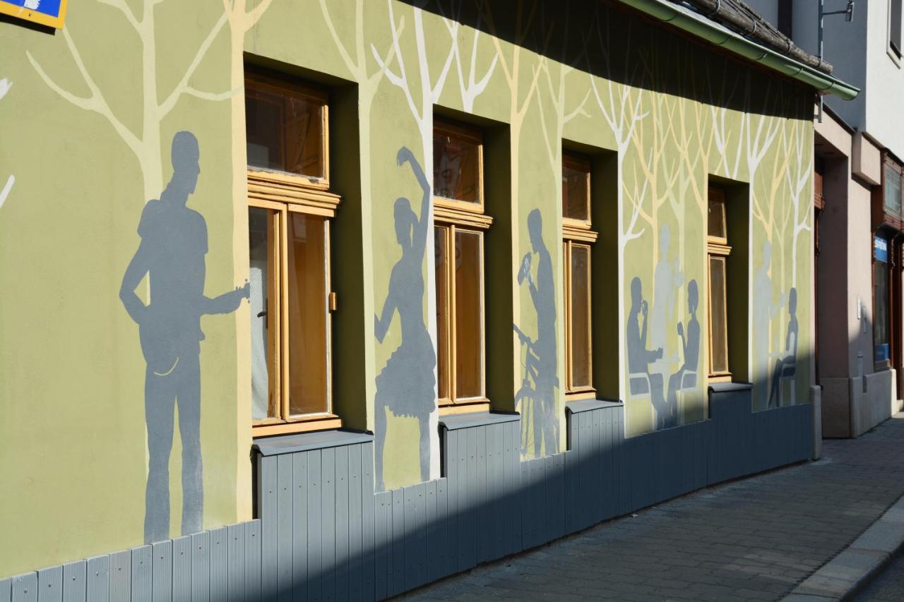 Penzion a bistro U Šelongů - Gentleman Jindřichŭv Hradec Esterno foto