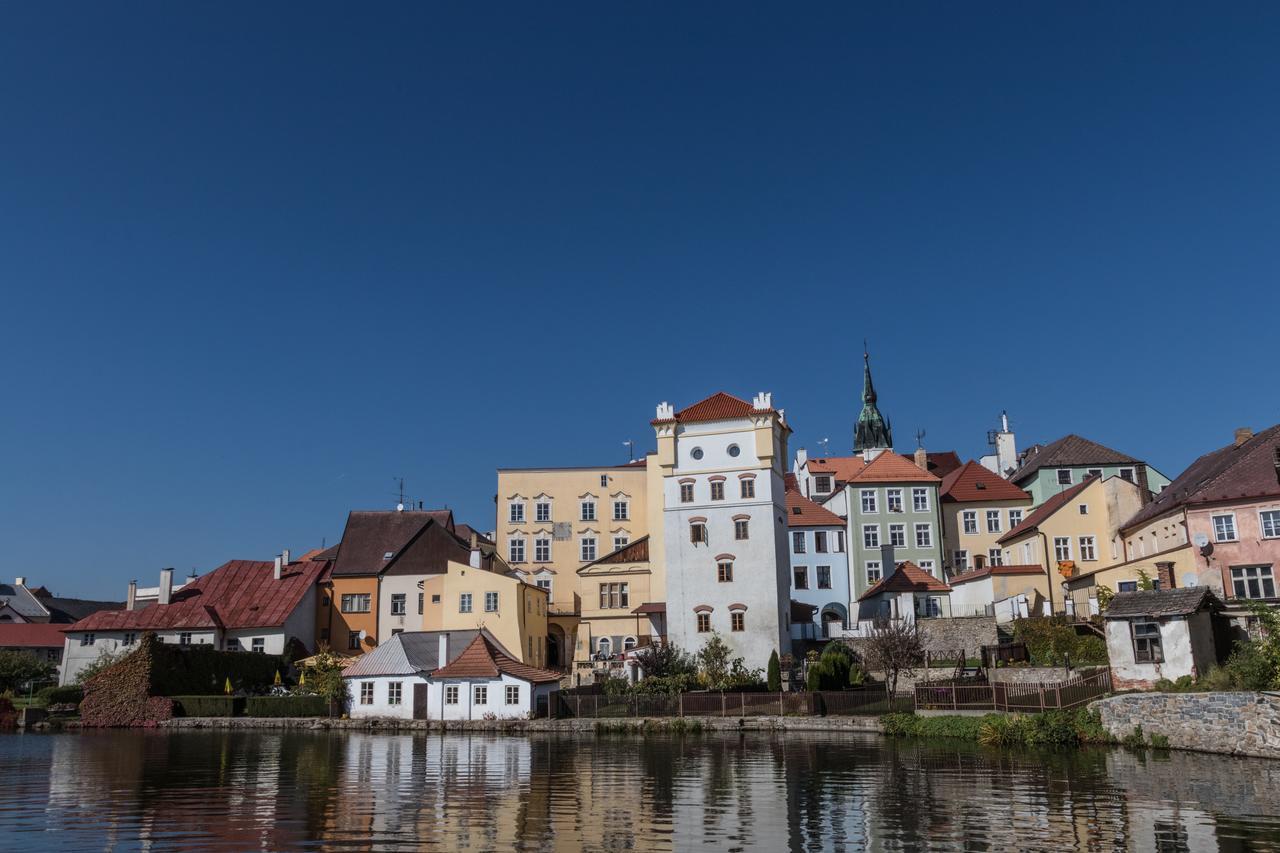 Penzion a bistro U Šelongů - Gentleman Jindřichŭv Hradec Esterno foto
