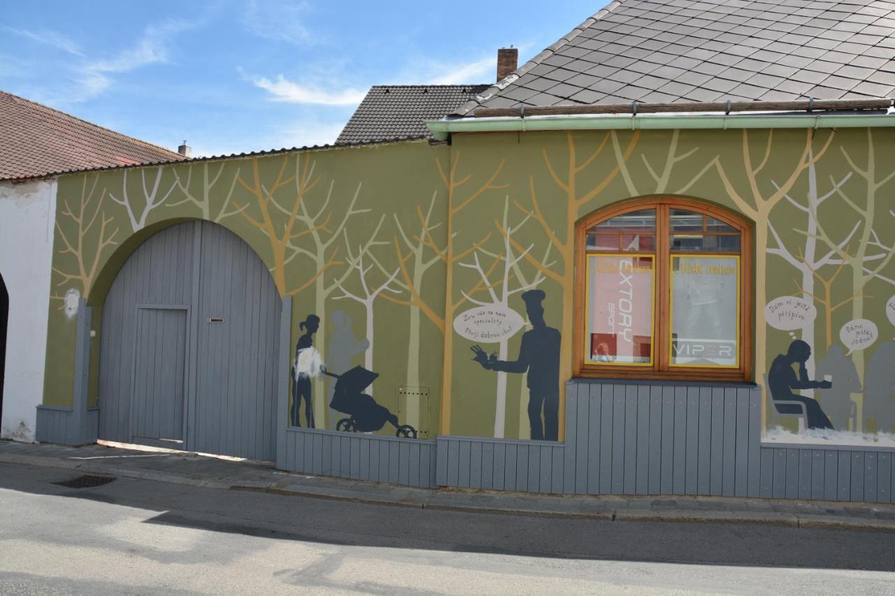 Penzion a bistro U Šelongů - Gentleman Jindřichŭv Hradec Esterno foto