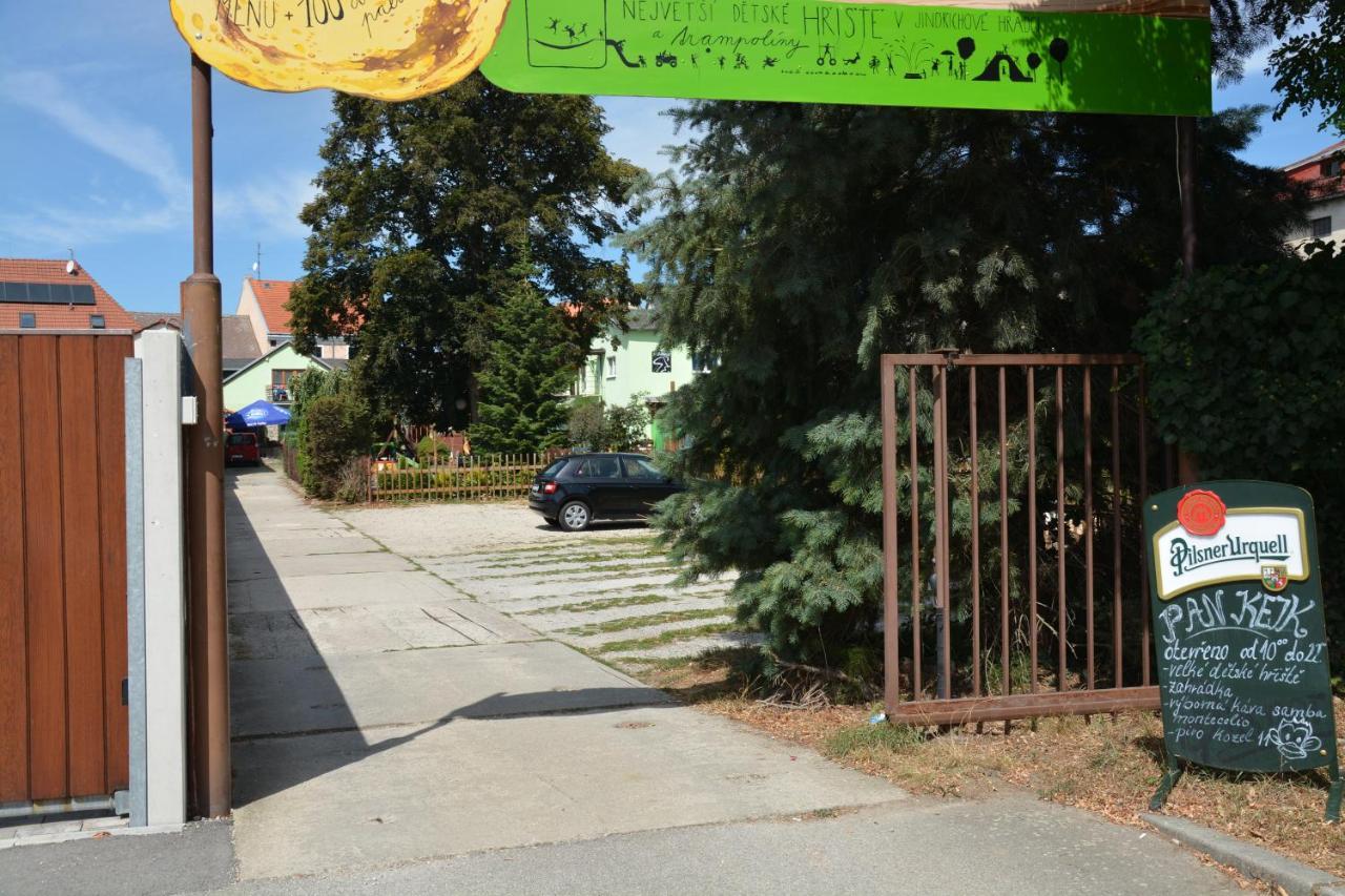 Penzion a bistro U Šelongů - Gentleman Jindřichŭv Hradec Esterno foto